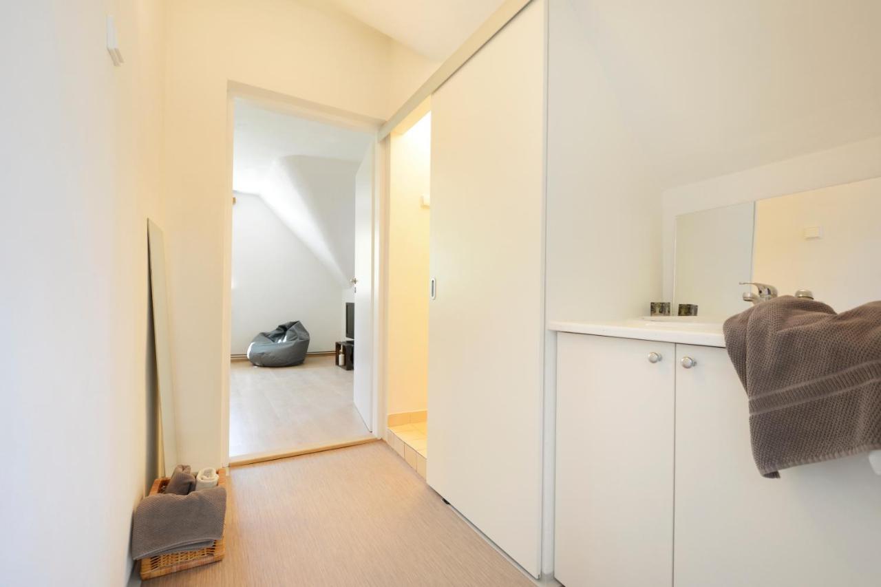 Apartmany Jevany Εξωτερικό φωτογραφία