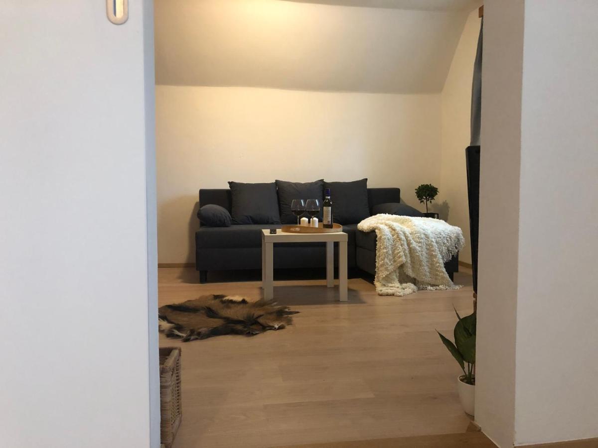 Apartmany Jevany Εξωτερικό φωτογραφία