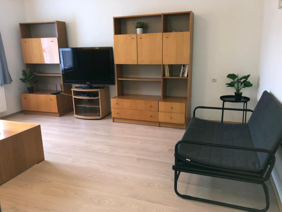 Apartmany Jevany Εξωτερικό φωτογραφία