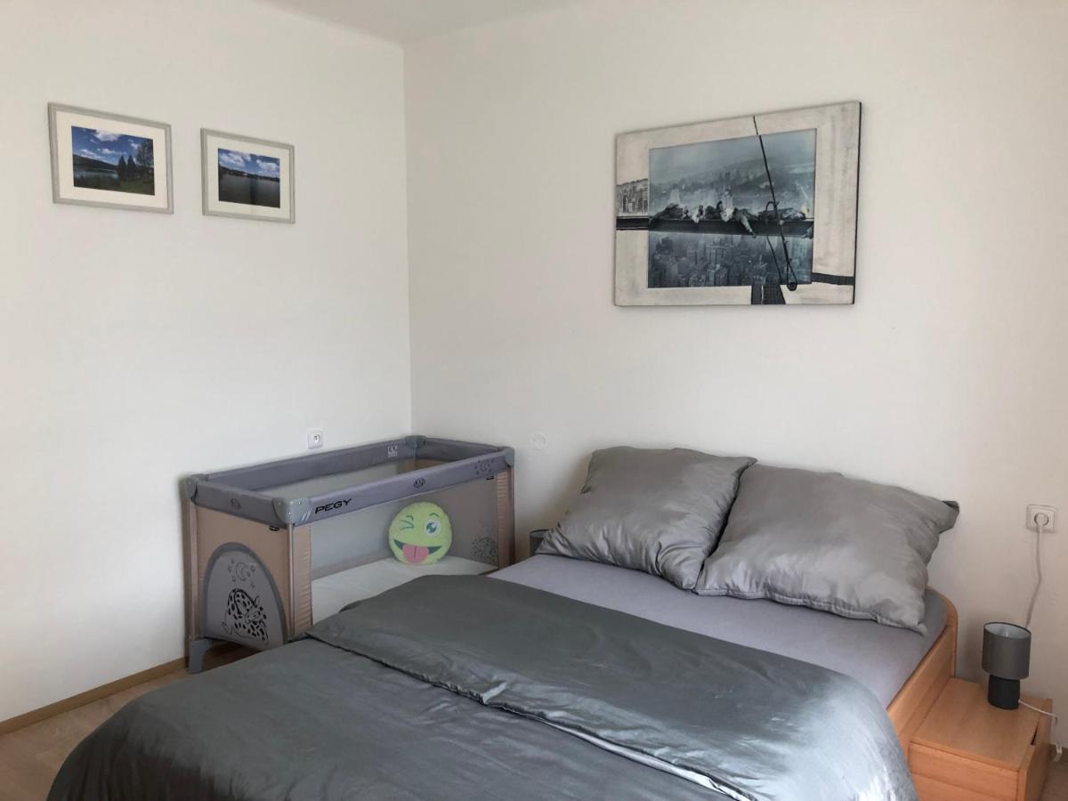 Apartmany Jevany Εξωτερικό φωτογραφία