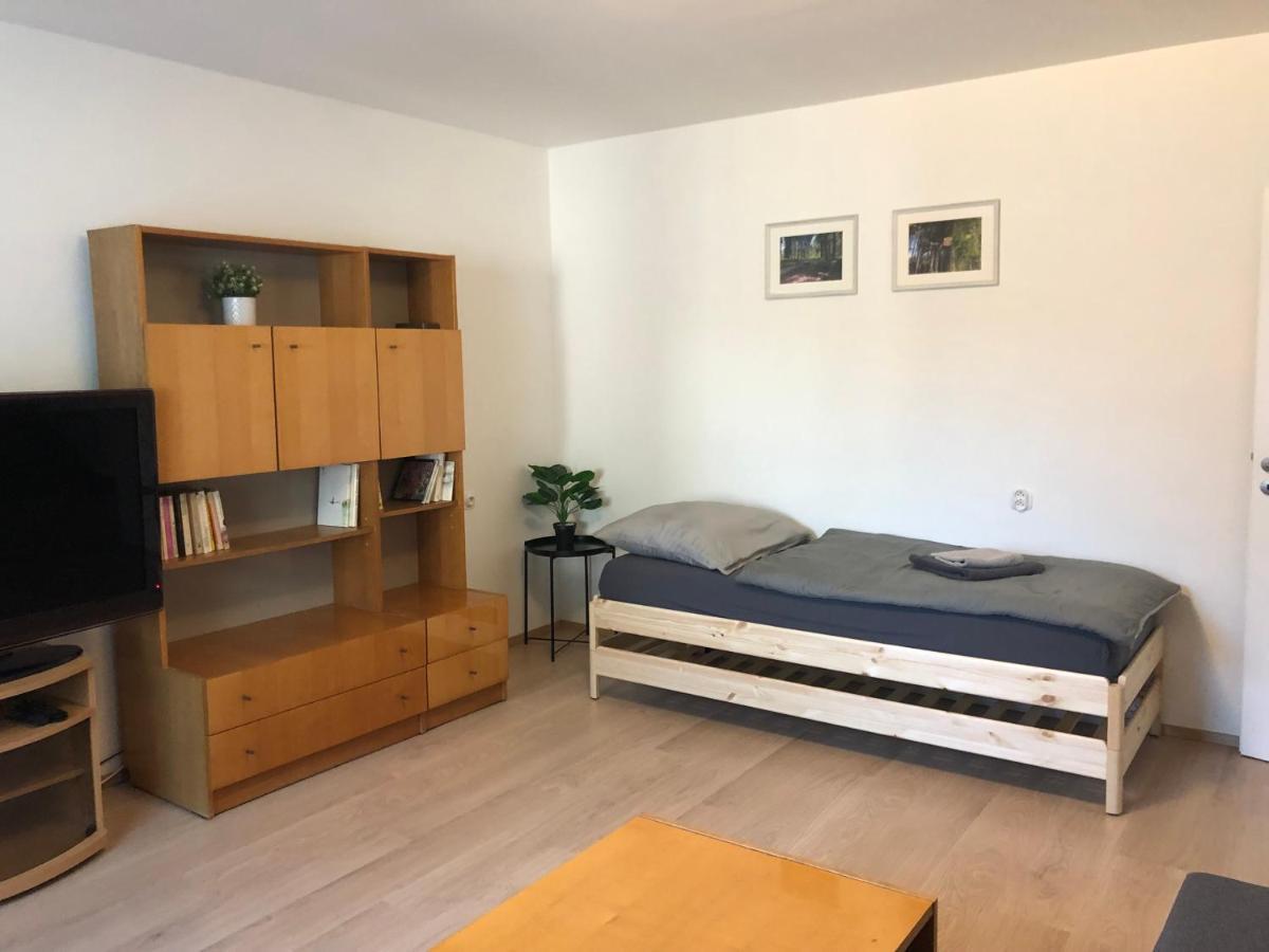 Apartmany Jevany Εξωτερικό φωτογραφία