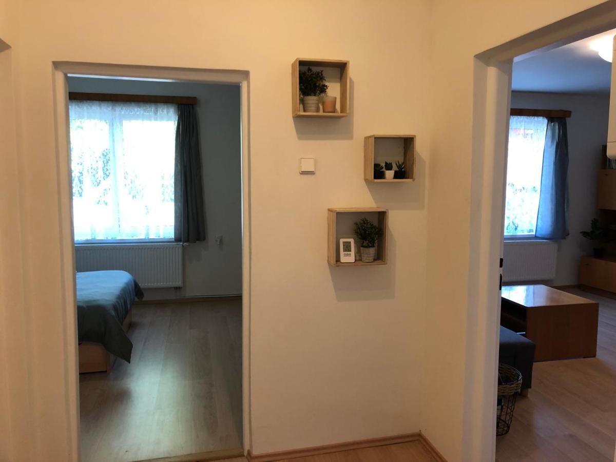 Apartmany Jevany Εξωτερικό φωτογραφία