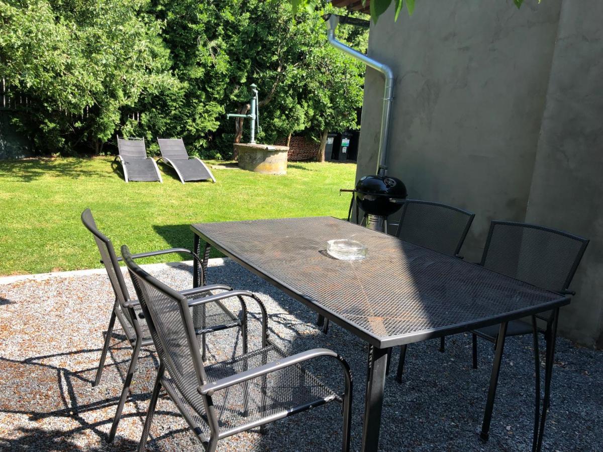 Apartmany Jevany Εξωτερικό φωτογραφία